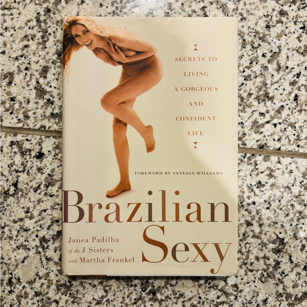 BOOK, Secrets To Living A Gorgeous And Confident Life